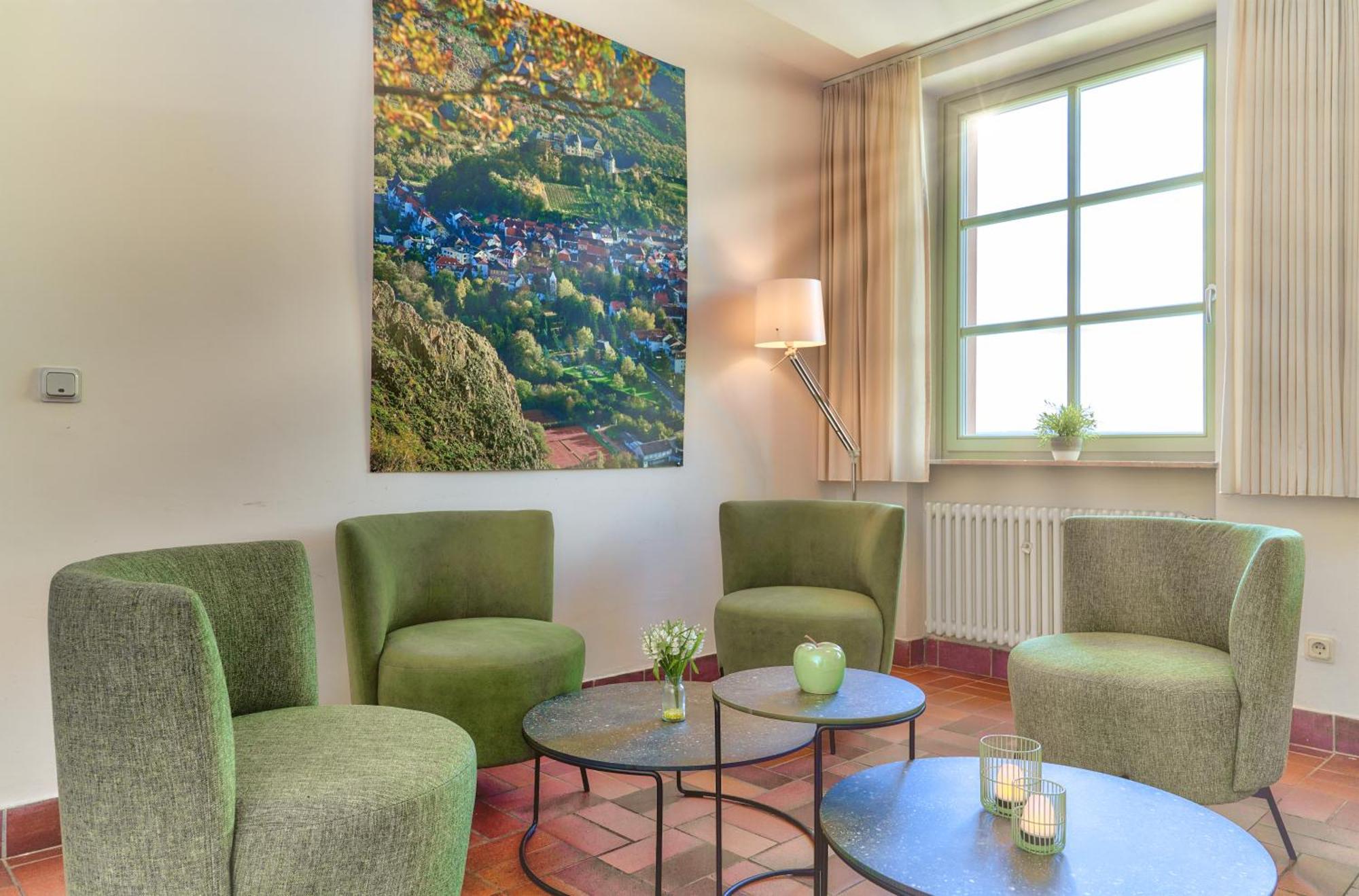 Ev.Familienferien-Und Bildungsstaette Ebernburg Hotel บาด มุนสเตอร์ อัม ชไตน์ เอเบิร์นบวร์ก ภายนอก รูปภาพ